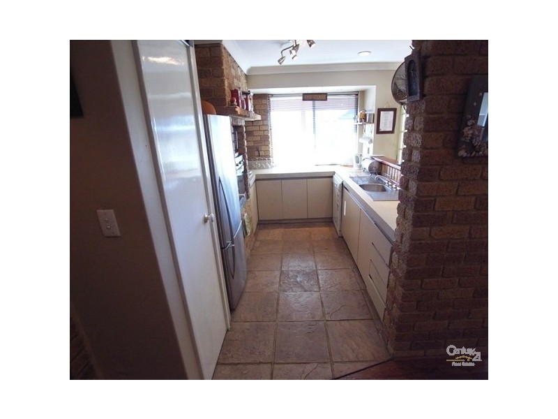 26 Kallaroo Place, Kallaroo WA 6025