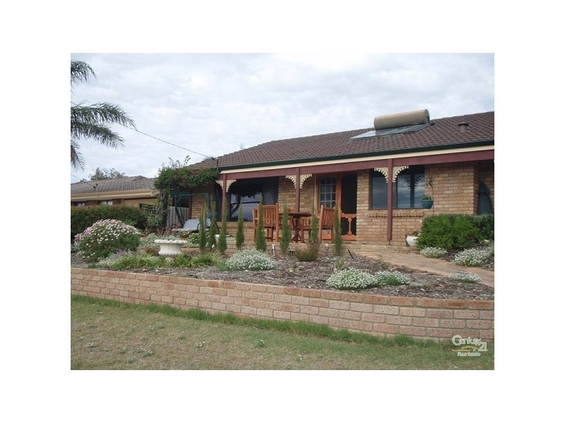 26 Kallaroo Place, Kallaroo WA 6025