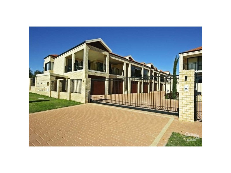 8/4 Allum Green, Merriwa WA 6030