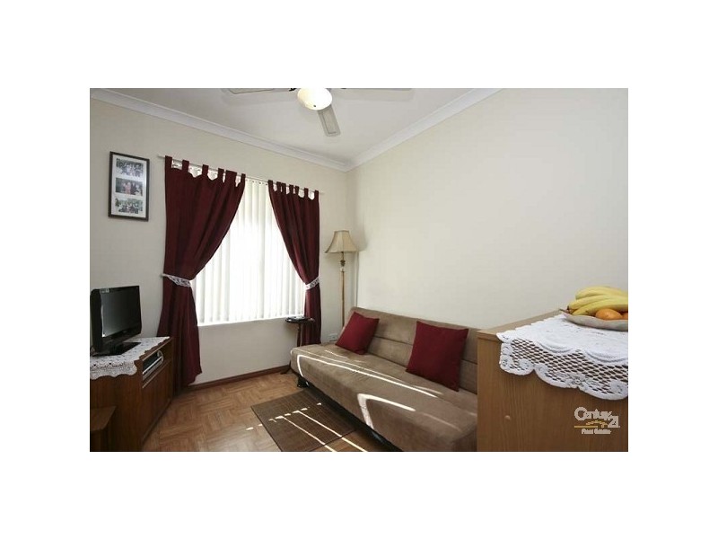 8/4 Allum Green, Merriwa WA 6030