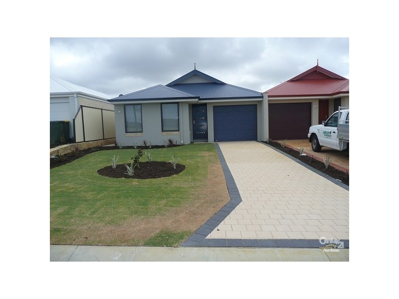 11a Capitol turn, Clarkson WA 6030