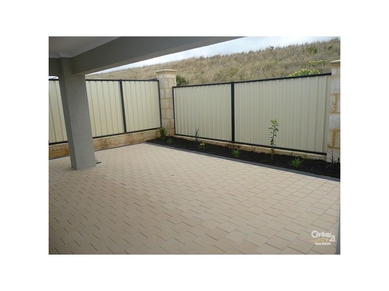 11a Capitol turn, Clarkson WA 6030