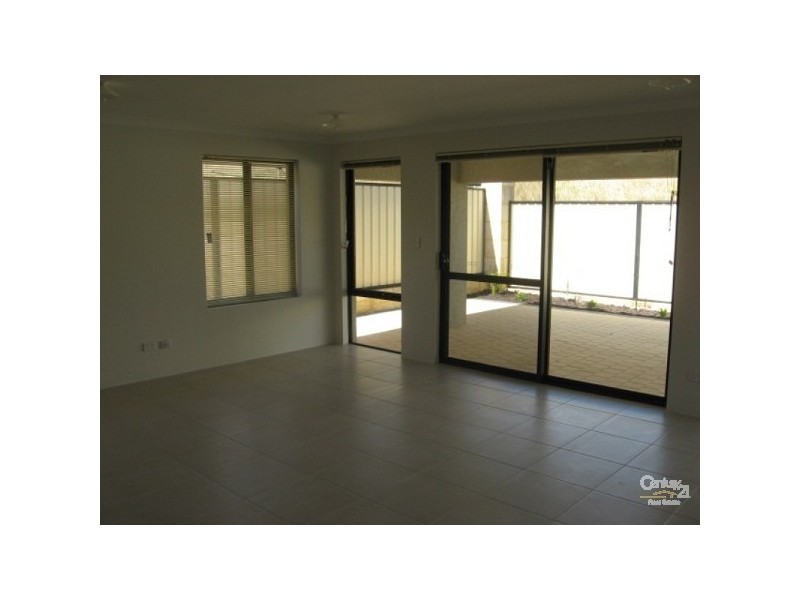 11a Capitol turn, Clarkson WA 6030