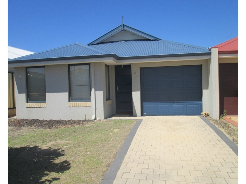 11a Capitol turn, Clarkson WA 6030