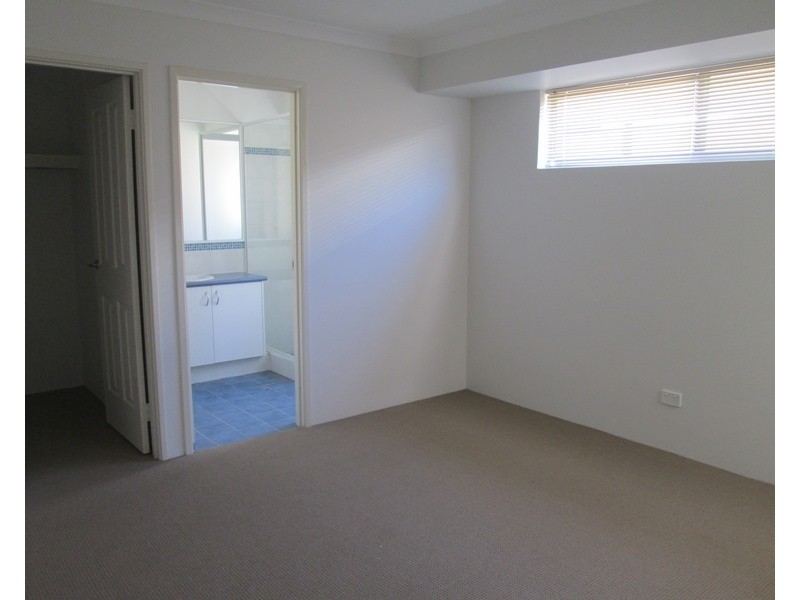 11a Capitol turn, Clarkson WA 6030