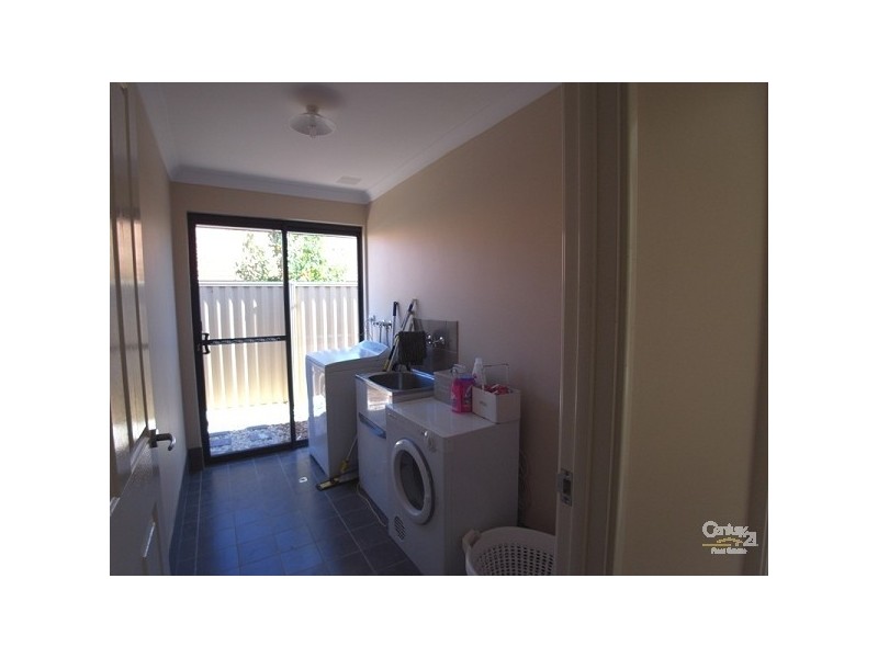 7 Tuross Place, Ridgewood WA 6030