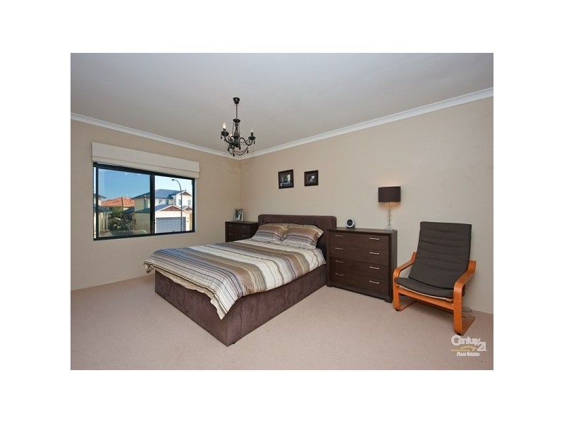 25 Gateshead Loop, Mindarie WA 6030