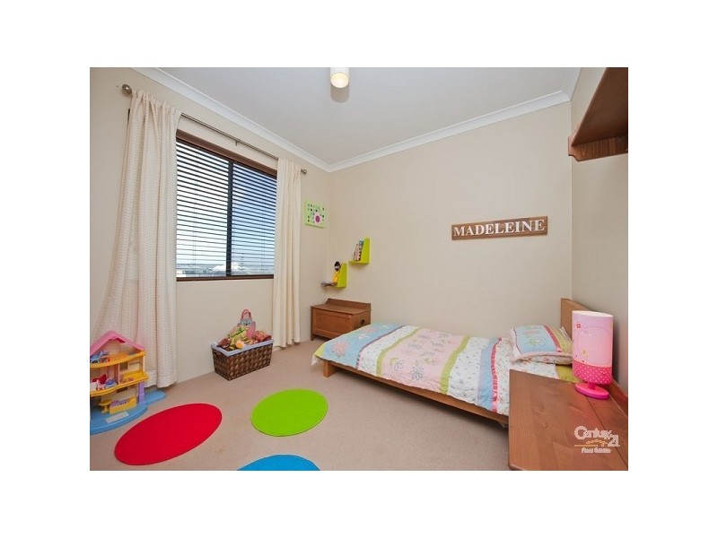 25 Gateshead Loop, Mindarie WA 6030