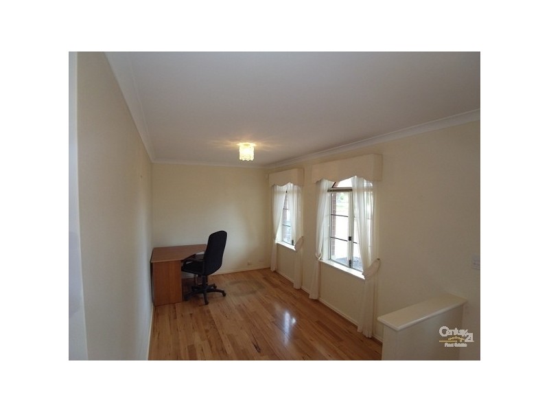 5 Selby Close, Mindarie WA 6030