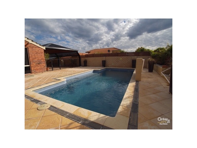 5 Selby Close, Mindarie WA 6030