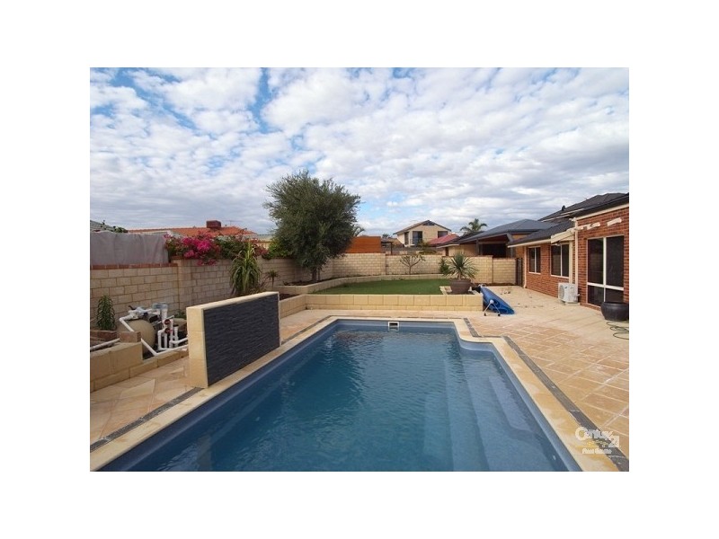 5 Selby Close, Mindarie WA 6030