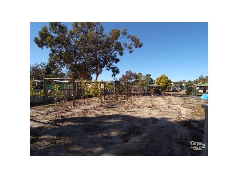 48 Edmonds Street, Calingiri WA 6569