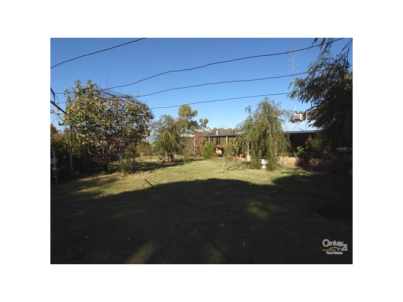 48 Edmonds Street, Calingiri WA 6569