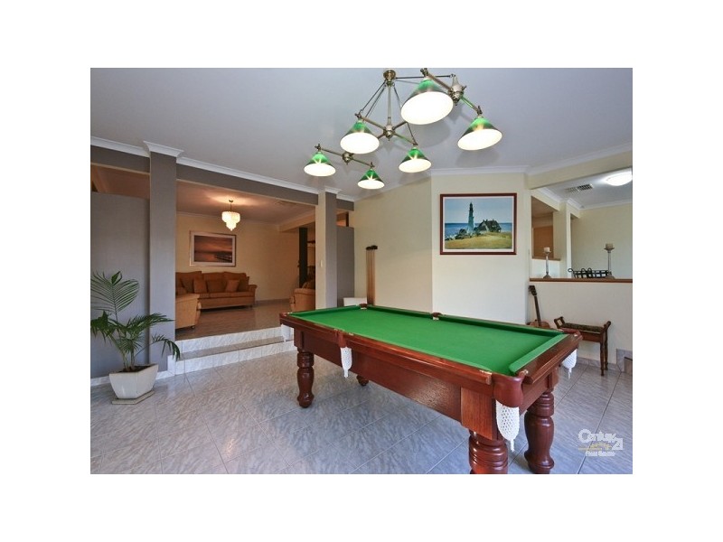 31 Weymouth Boulevard, Quinns Rocks WA 6030