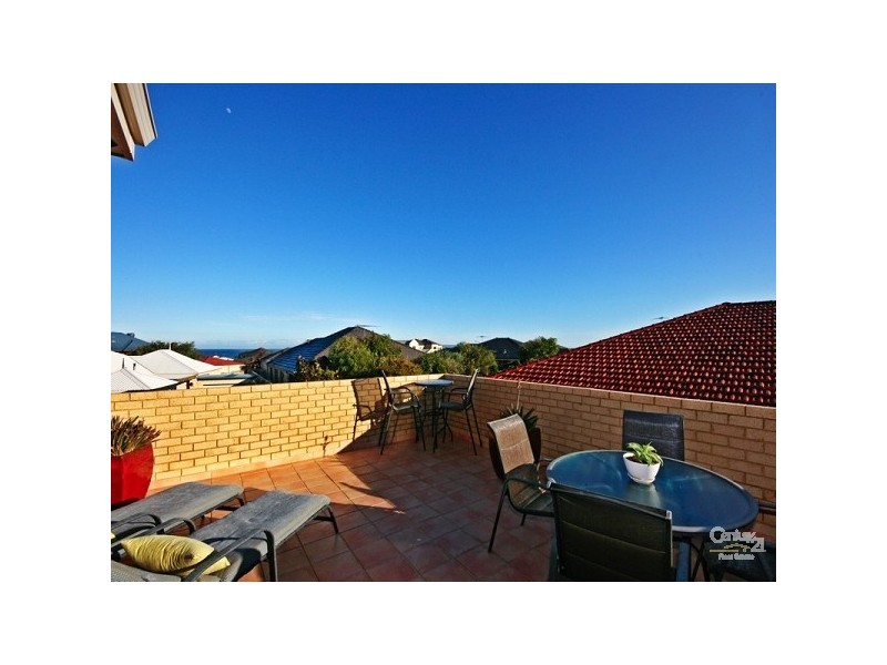 31 Weymouth Boulevard, Quinns Rocks WA 6030