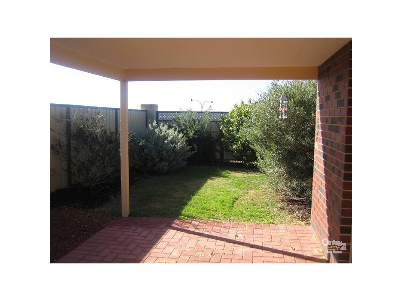5 Ningaloo bend, Clarkson WA 6030