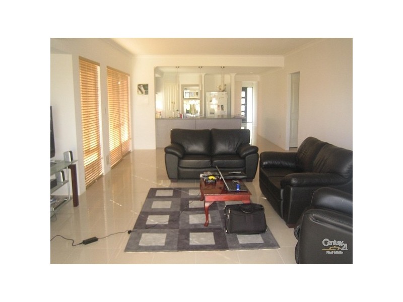 15 Las Ramblas circle, Clarkson WA 6030