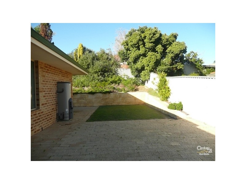 26 Lymburner drive, Hillarys WA 6025