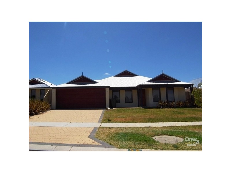 35 Cape Meares Crescent, Butler WA 6036