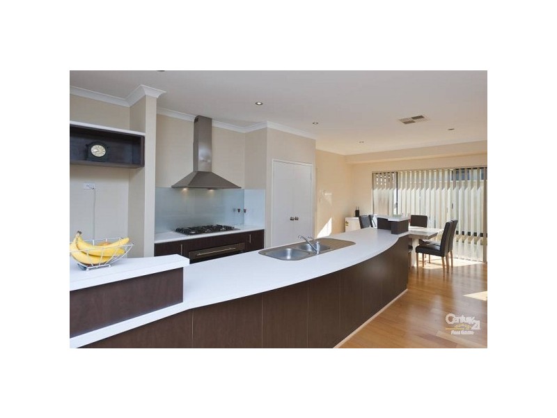 35 Cape Meares Crescent, Butler WA 6036