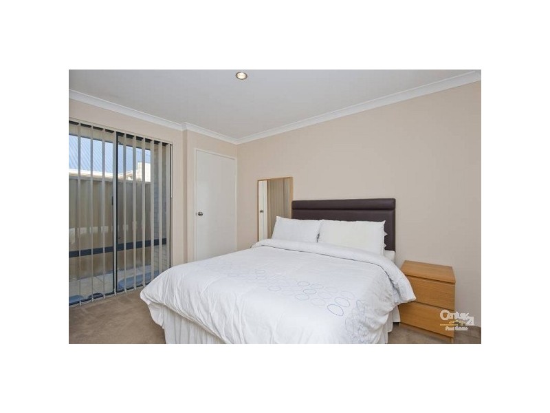 35 Cape Meares Crescent, Butler WA 6036