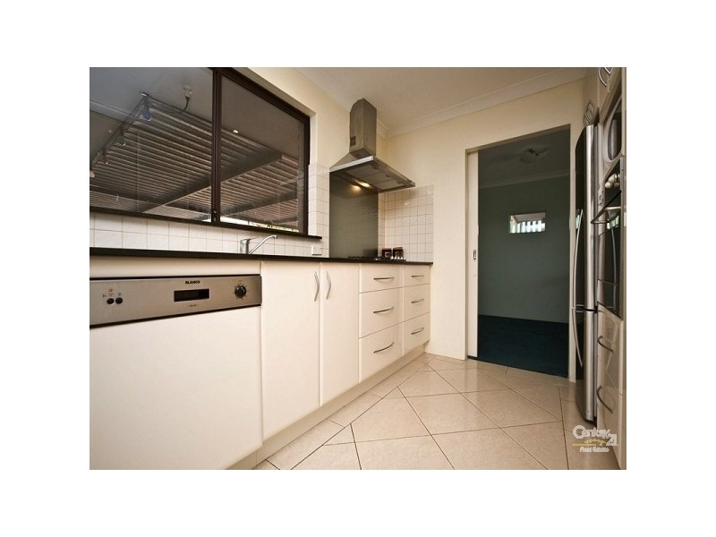 28 Kallaroo Place, Kallaroo WA 6025