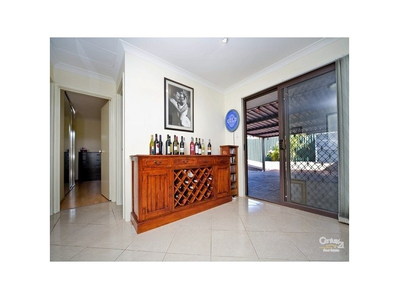 28 Kallaroo Place, Kallaroo WA 6025