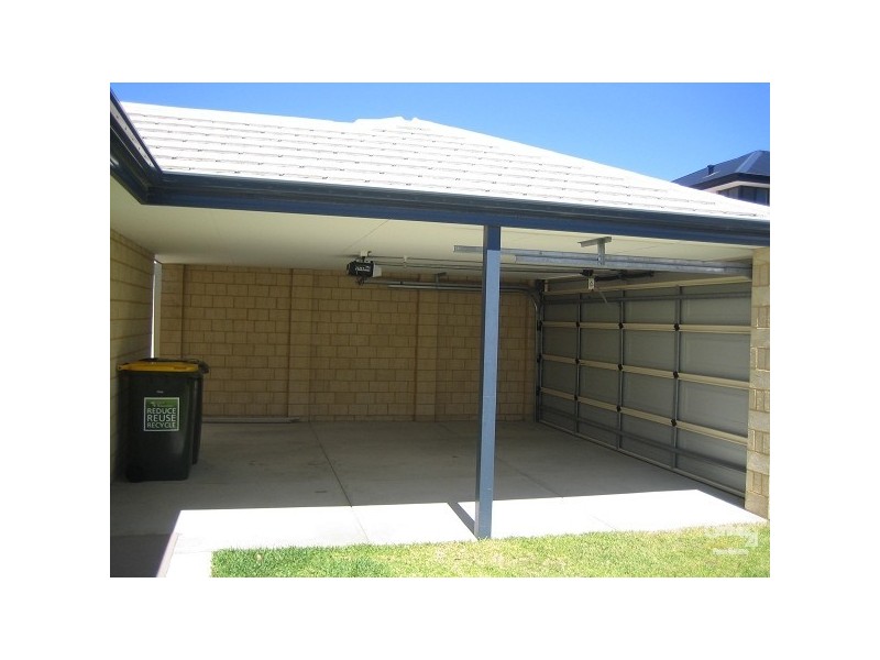 6 Seaspray cresent, Jindalee WA 6036