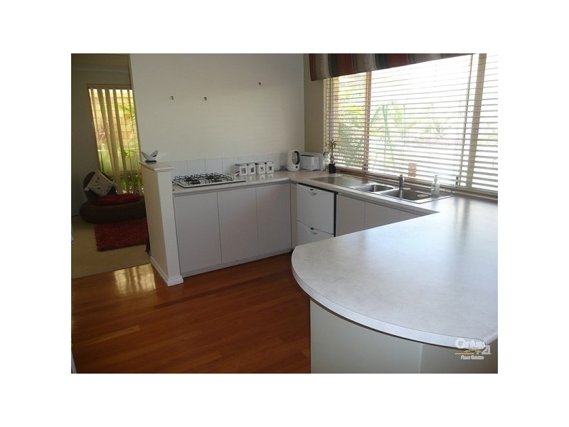 8 Ostend parade, Mindarie WA 6030