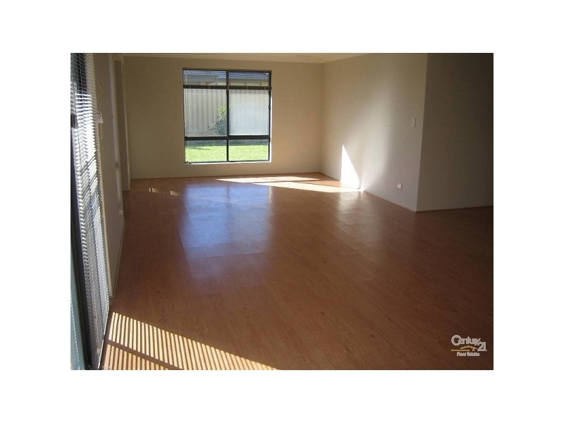 21 Skerries Way, Ridgewood WA 6030