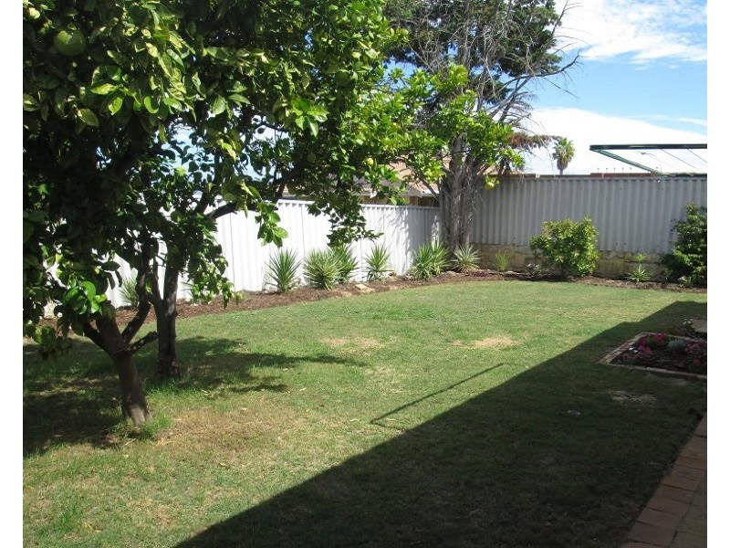 9 Rudall Court, Clarkson WA 6030