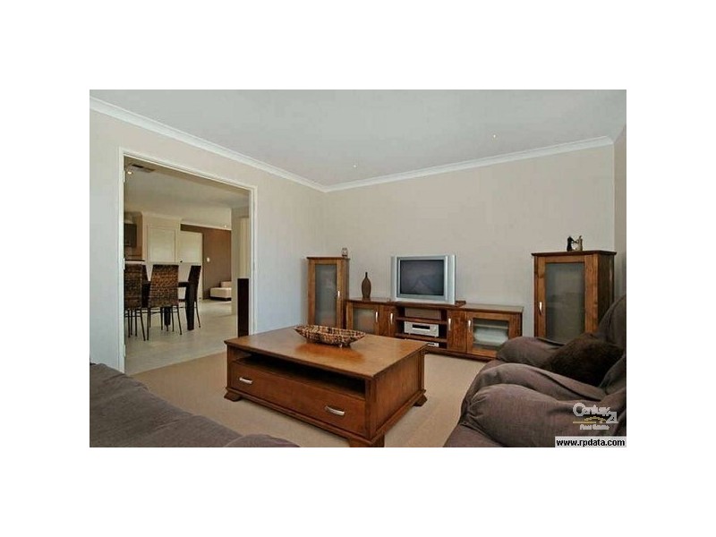 27 Capemeares cresent, Butler WA 6036