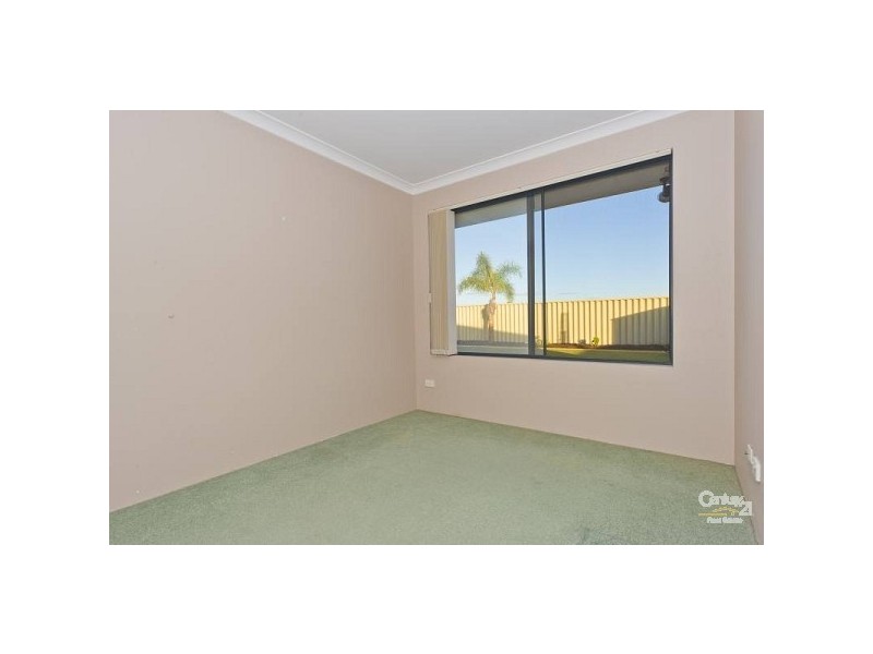 4 Staplehurst Crescent, Butler WA 6036