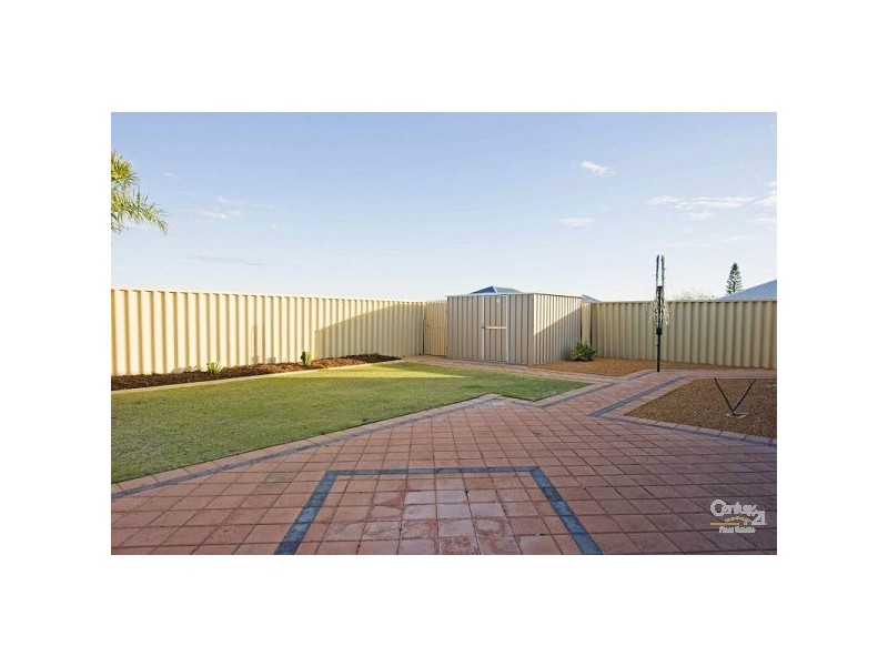 4 Staplehurst Crescent, Butler WA 6036
