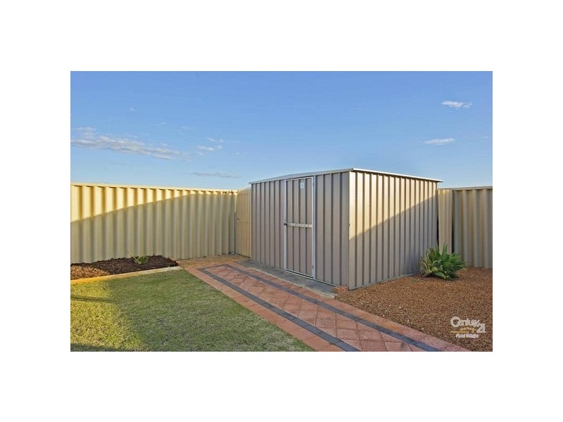 4 Staplehurst Crescent, Butler WA 6036