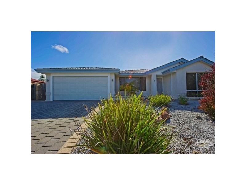 3 Holyhead Green, Mindarie WA 6030