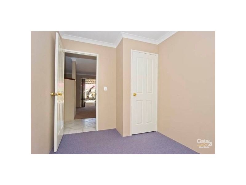 3 Holyhead Green, Mindarie WA 6030