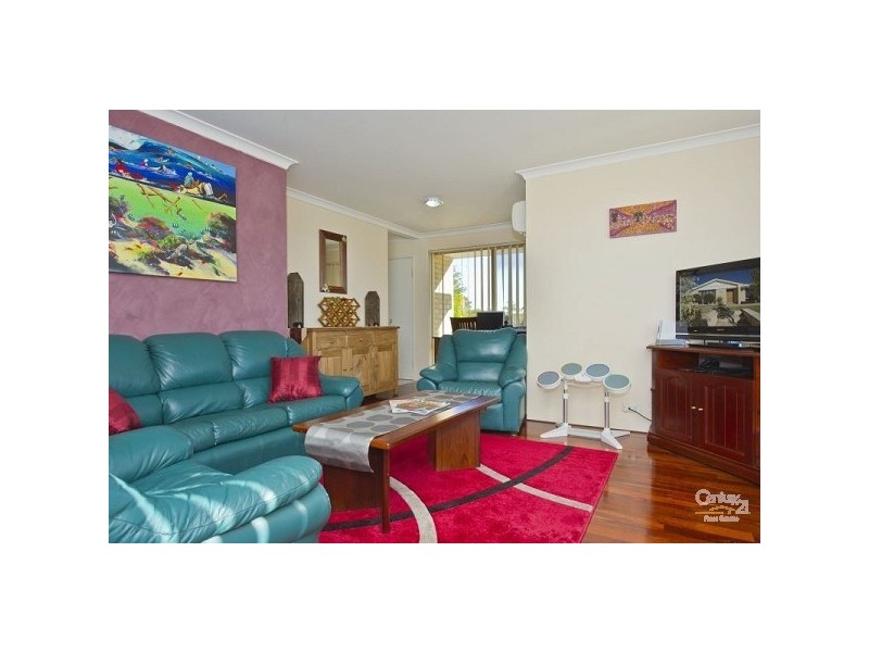 42 Serpentine Gardens, Clarkson WA 6030