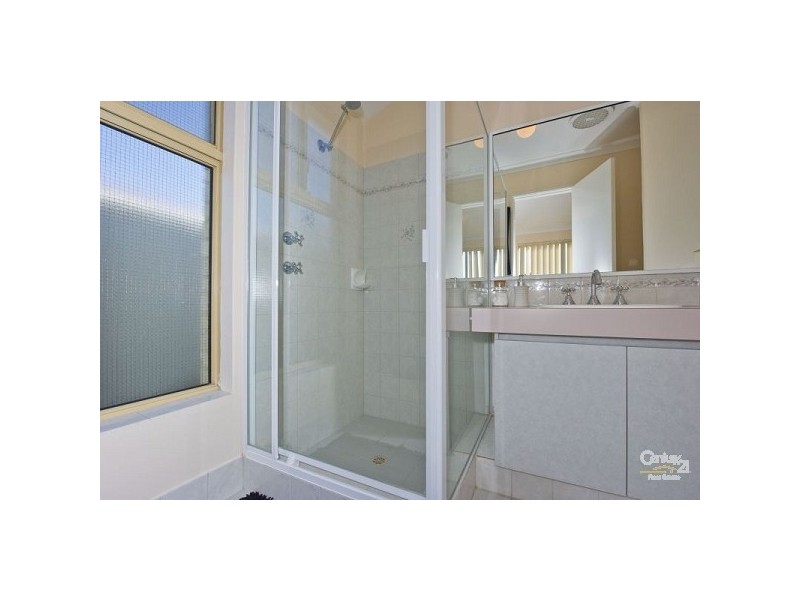 42 Serpentine Gardens, Clarkson WA 6030