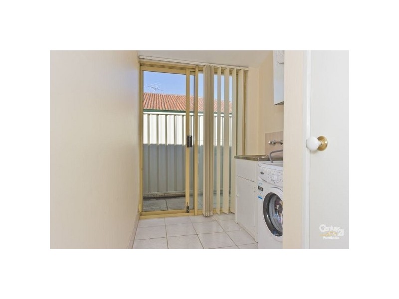 42 Serpentine Gardens, Clarkson WA 6030