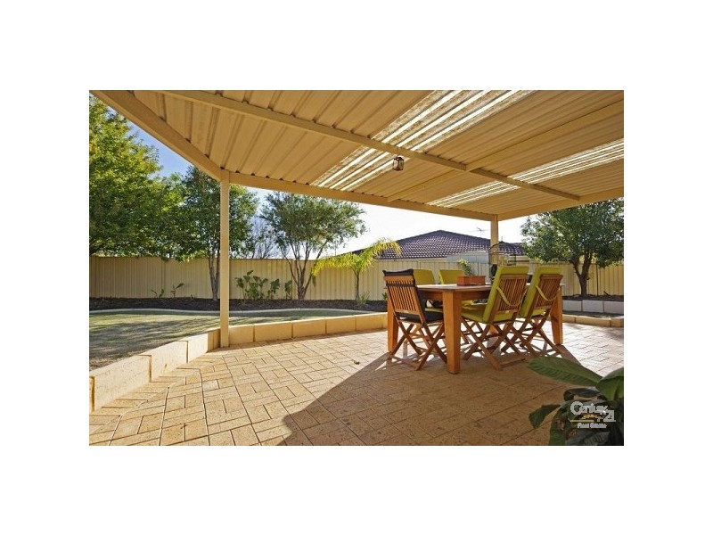 42 Serpentine Gardens, Clarkson WA 6030