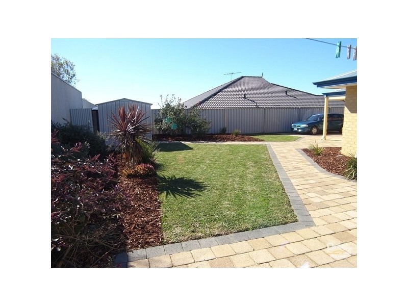 37 Media Crescent, Banksia Grove WA 6031