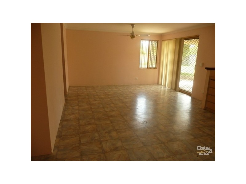 18 Serpentine gardens, Clarkson WA 6030