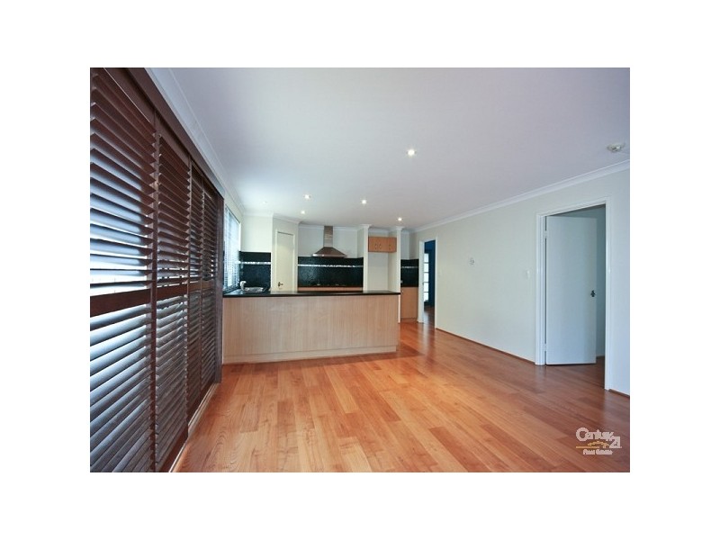 10 Bantry Bend, Mindarie WA 6030