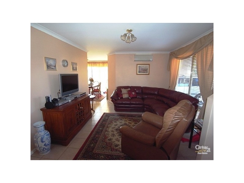 38 Stradbroke Gardens, Ridgewood WA 6030