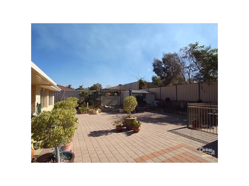 38 Stradbroke Gardens, Ridgewood WA 6030