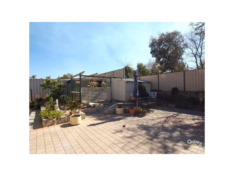 38 Stradbroke Gardens, Ridgewood WA 6030