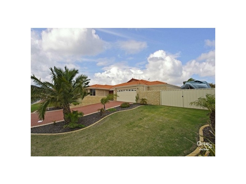 7 Dartmouth Circle, Quinns Rocks WA 6030