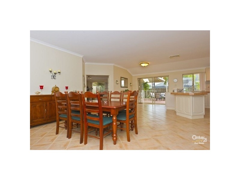 7 Dartmouth Circle, Quinns Rocks WA 6030