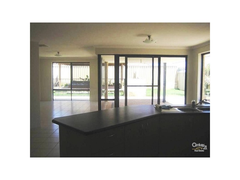 6 Horsley Green, Butler WA 6036